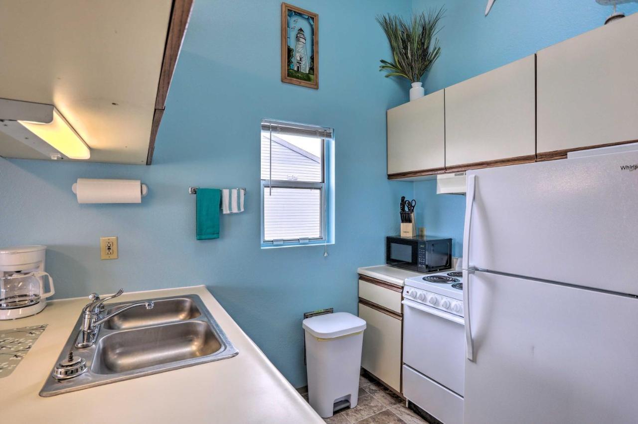 Condo With Balcony, Dock And Access To Lake Erie Sand Beach Екстериор снимка